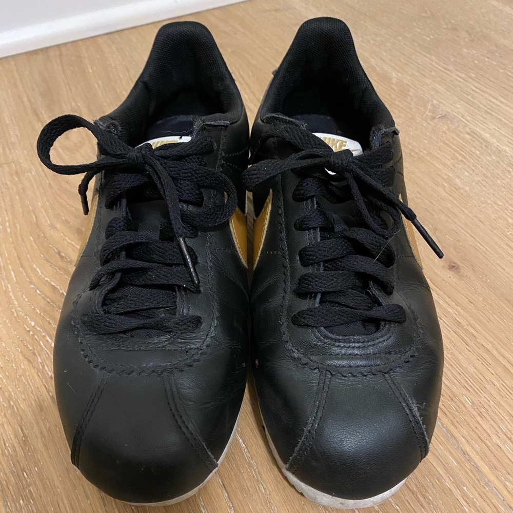 NIKE Cortez Basic size 8